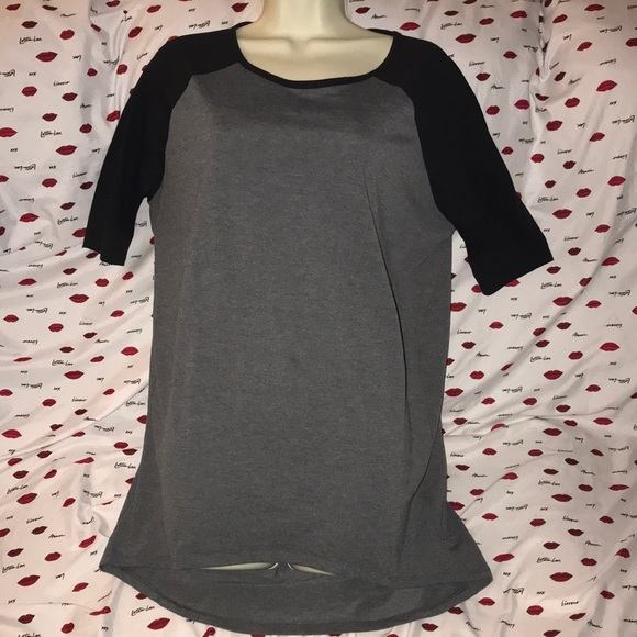 LuLaRoe XS black and grey top 💕 - Picture 1 of 5